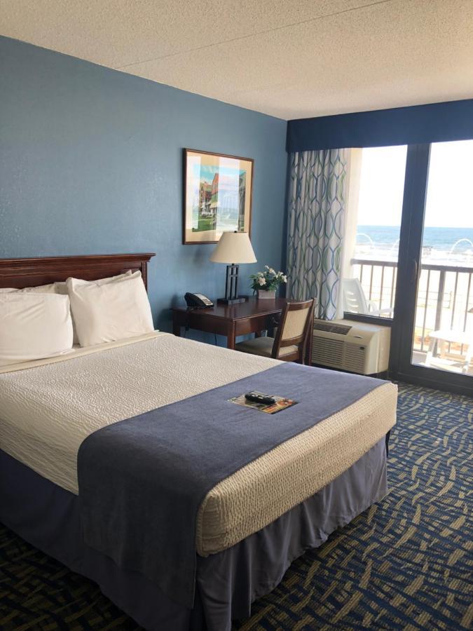 Queen Room Spa Bath Oceanfront Private Balcony