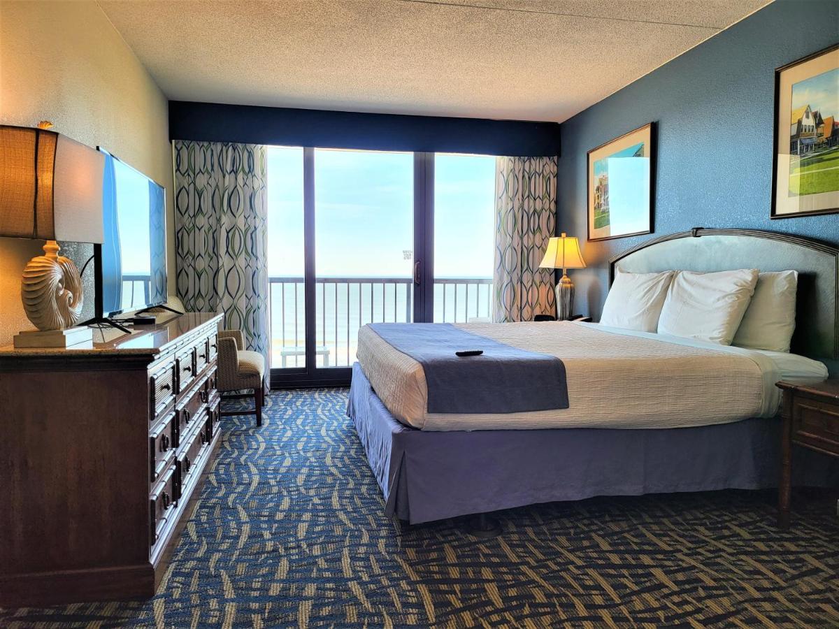 King Room Oceanfront Private Balcony
