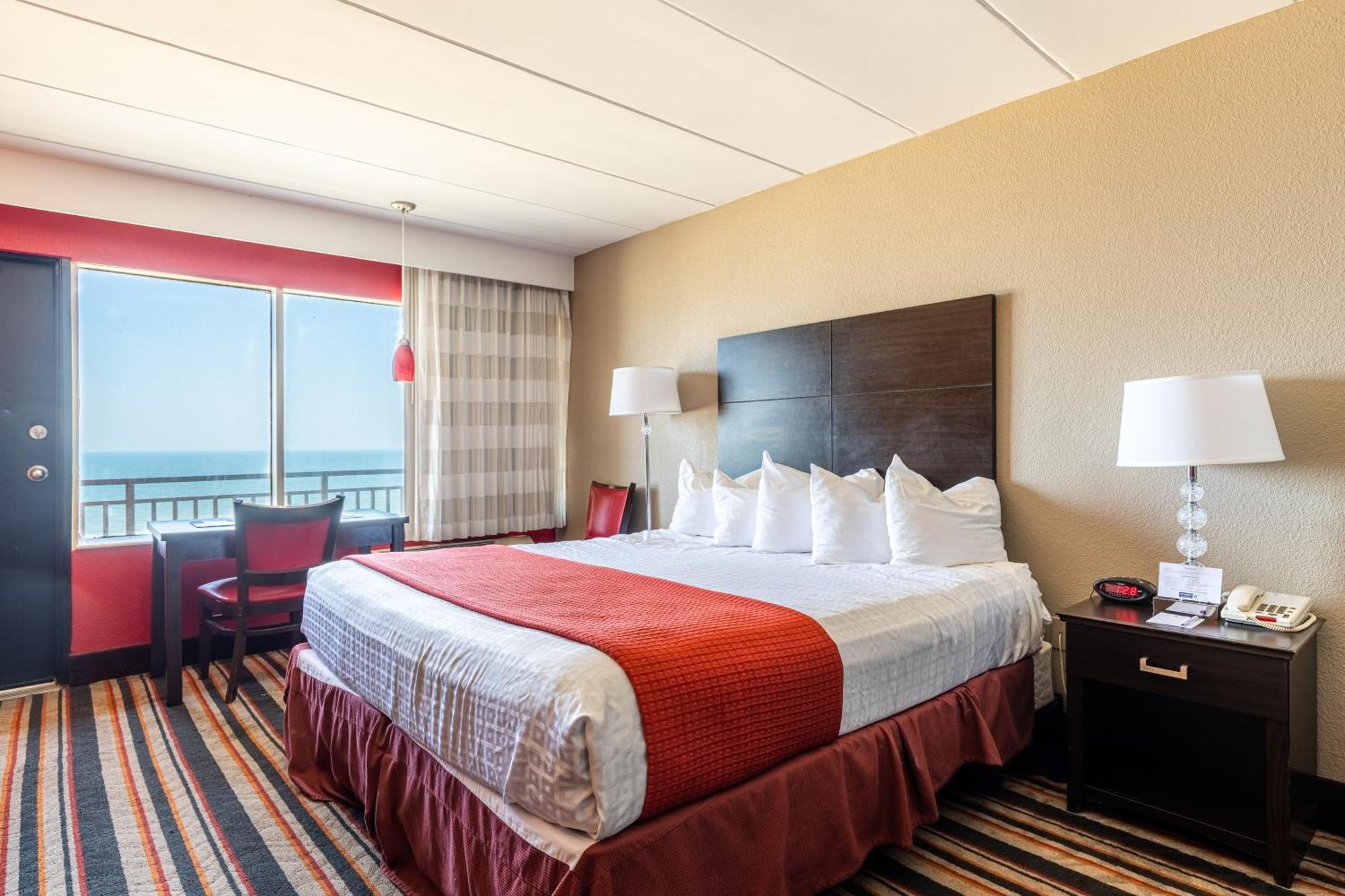 King Room with Roll-In Shower - Disability Access