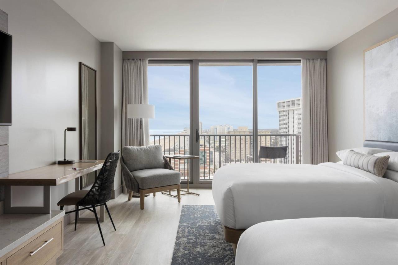 Queen Room with Two Queen Beds and Balcony - Ocean View,1383623732:JPEG