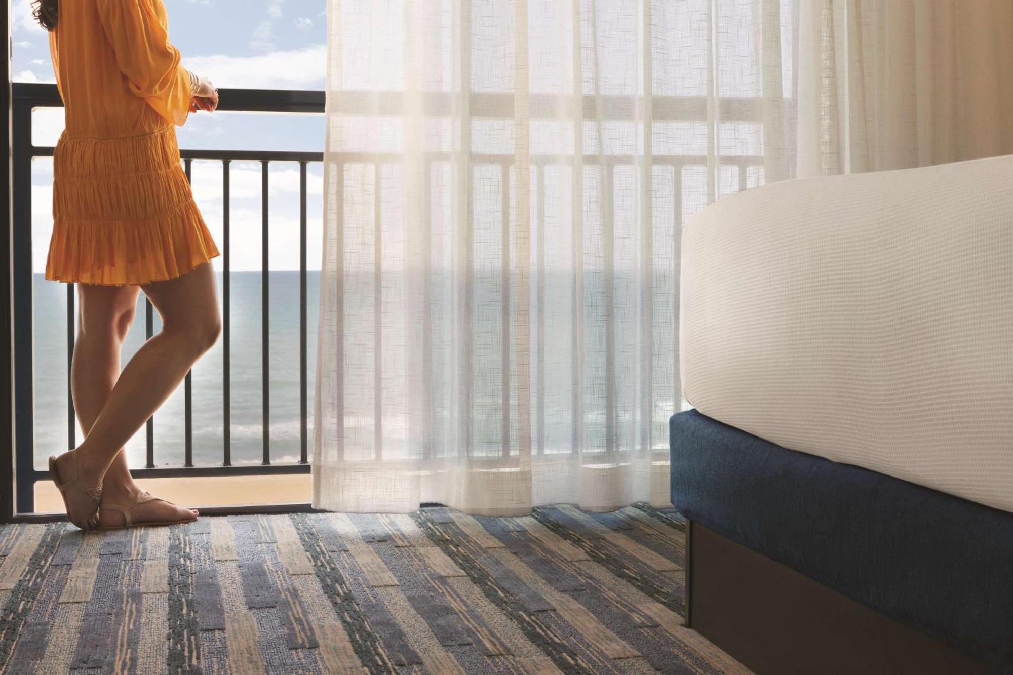 Specialty King Room Sofa Bed Oceanfront