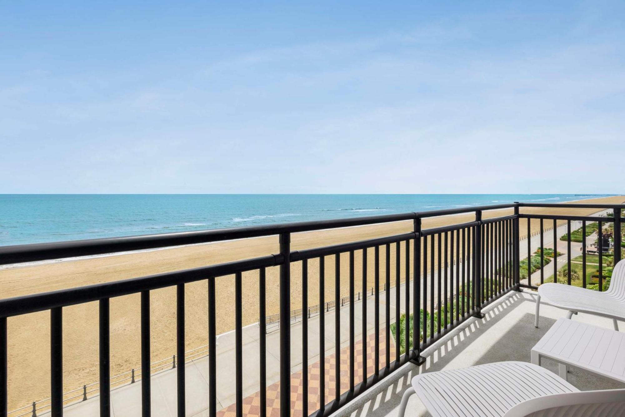 Oceanfront Queen Room Two Queen Beds