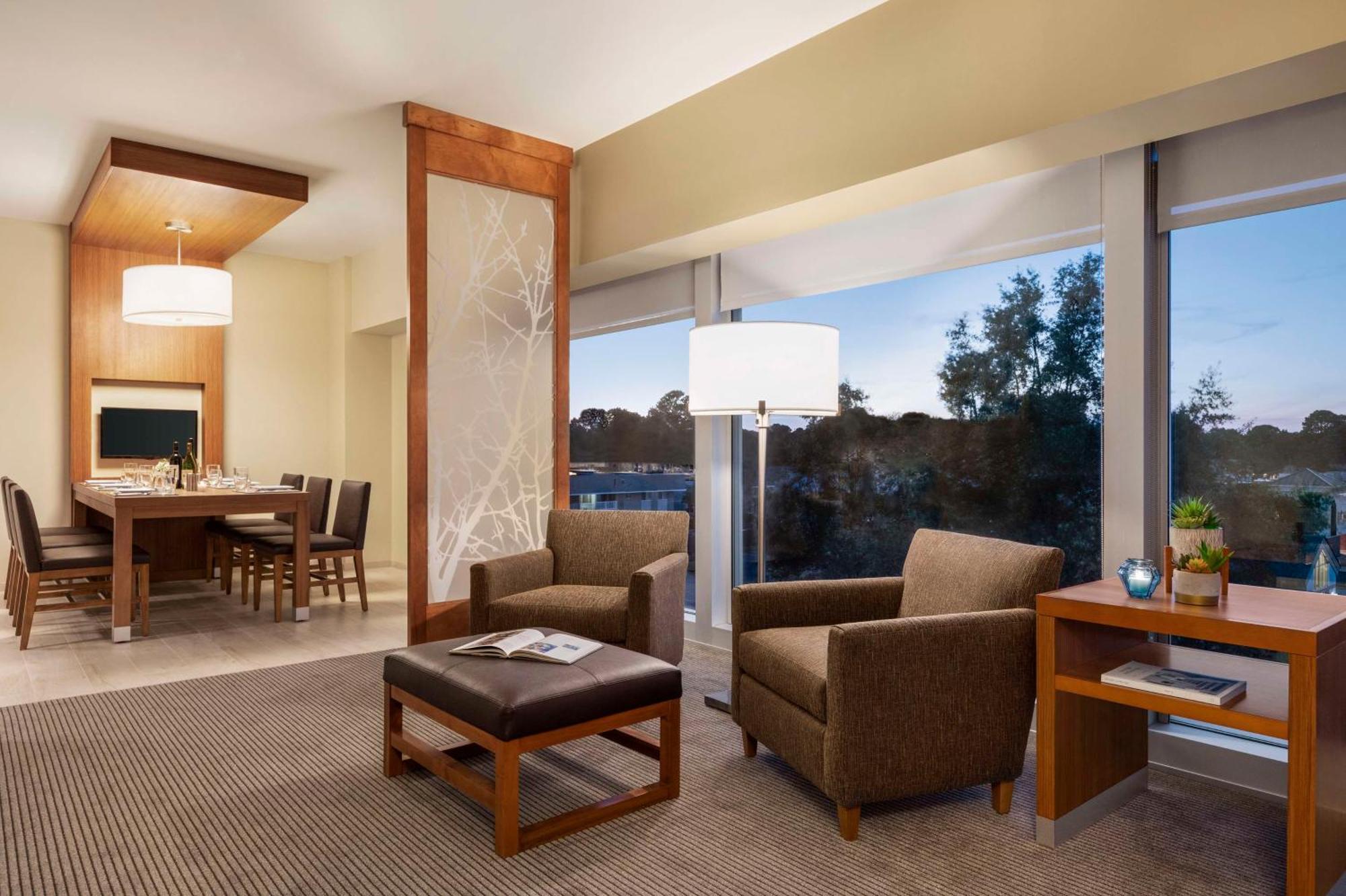 One-Bedroom King Suite Sofa Bed