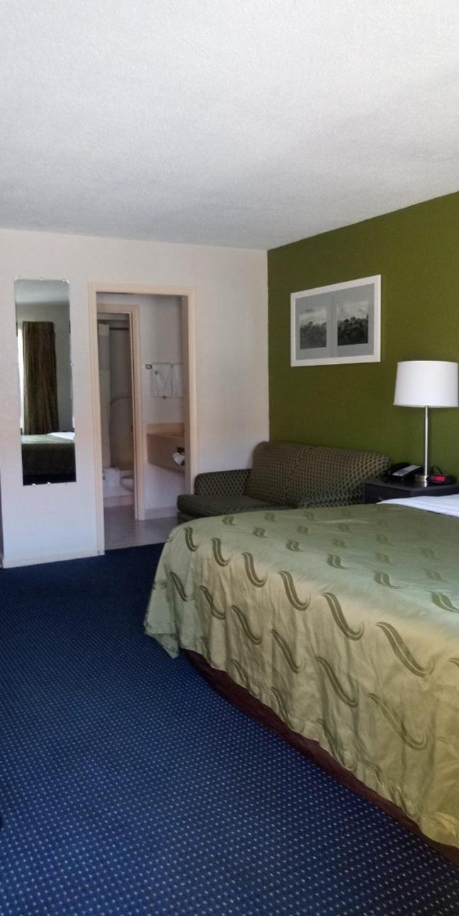 King Room - Accessible/Non Smoking,1649913177:JPEG