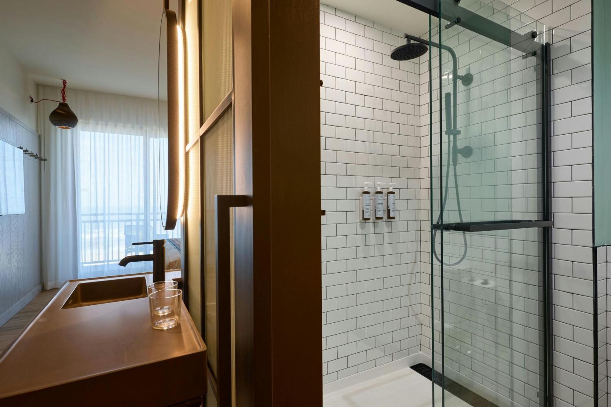 Larger Studio King Bed Oceanfront View Roll Shower Sofa Bed Mobility Access or Hearing Accessible