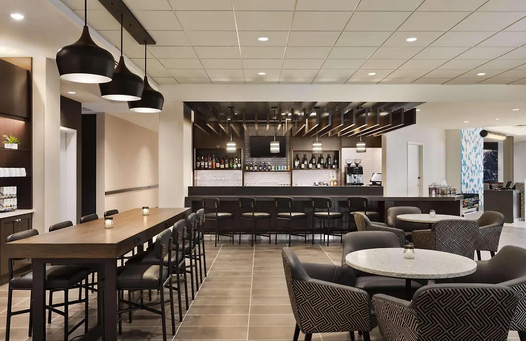Hyatt Place Virginia Beach Town Center-1