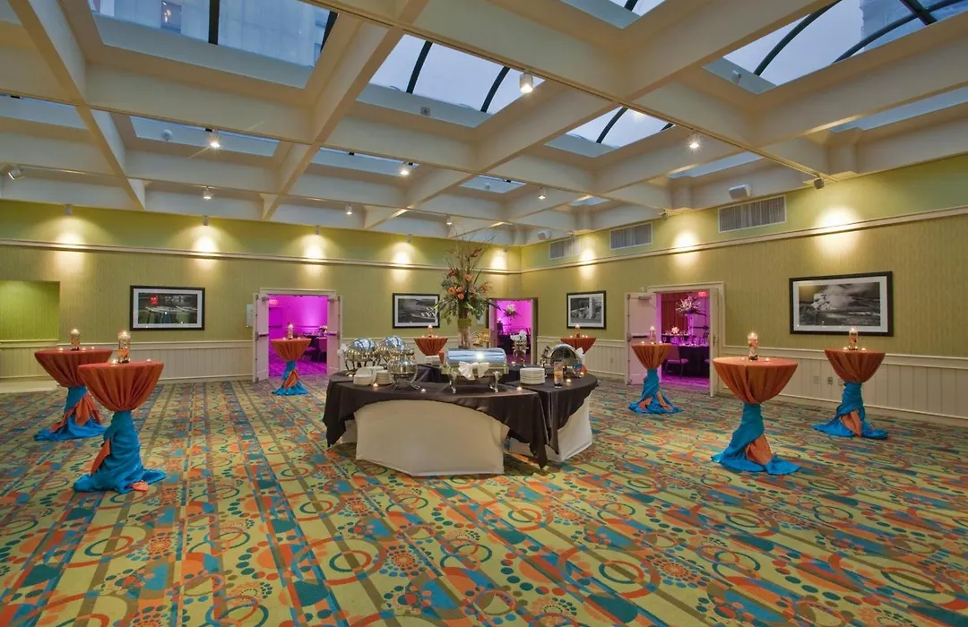 Holiday Inn & Suites Virginia Beach - North Beach By Ihg-1