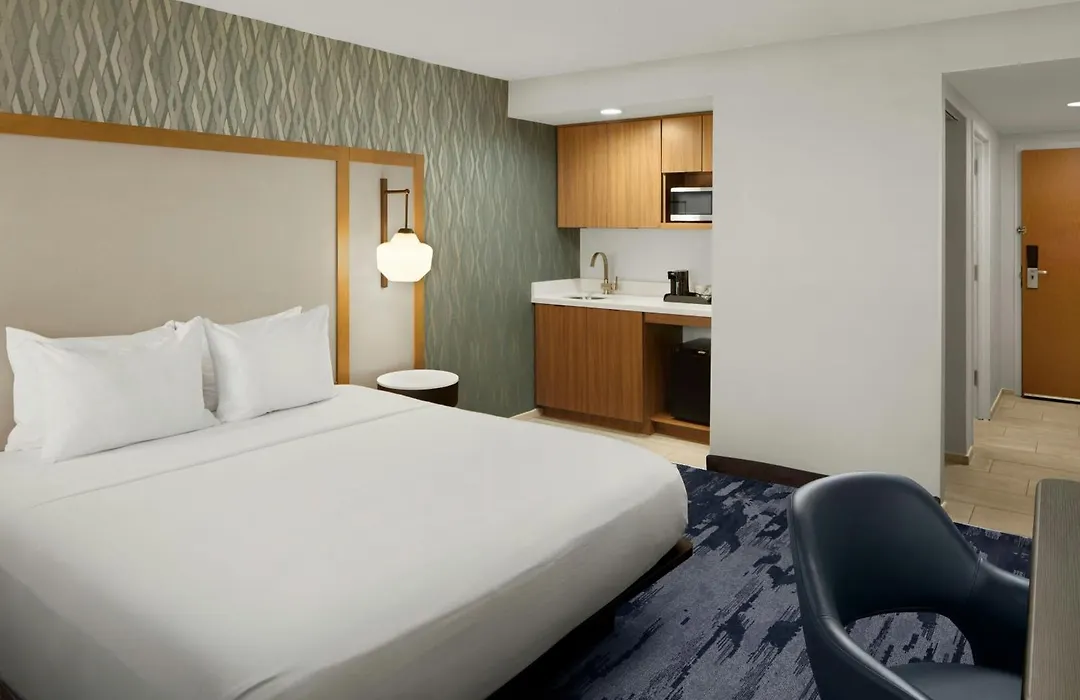 Fairfield Inn & Suites By Marriott Virginia Beach Oceanfront-1