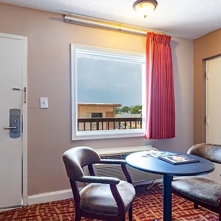 Sundial Inn-2
