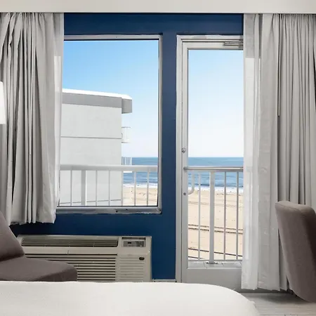Spark By Hilton Virginia Beach Oceanfront-2
