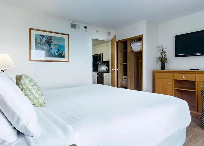 Virginia Beach HotelsOcean Key