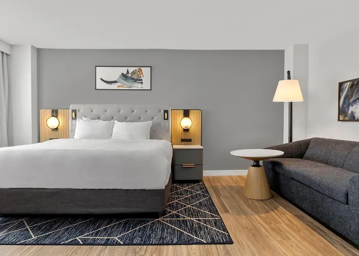 Crowne Plaza Virginia Beach Town Center By Ihg